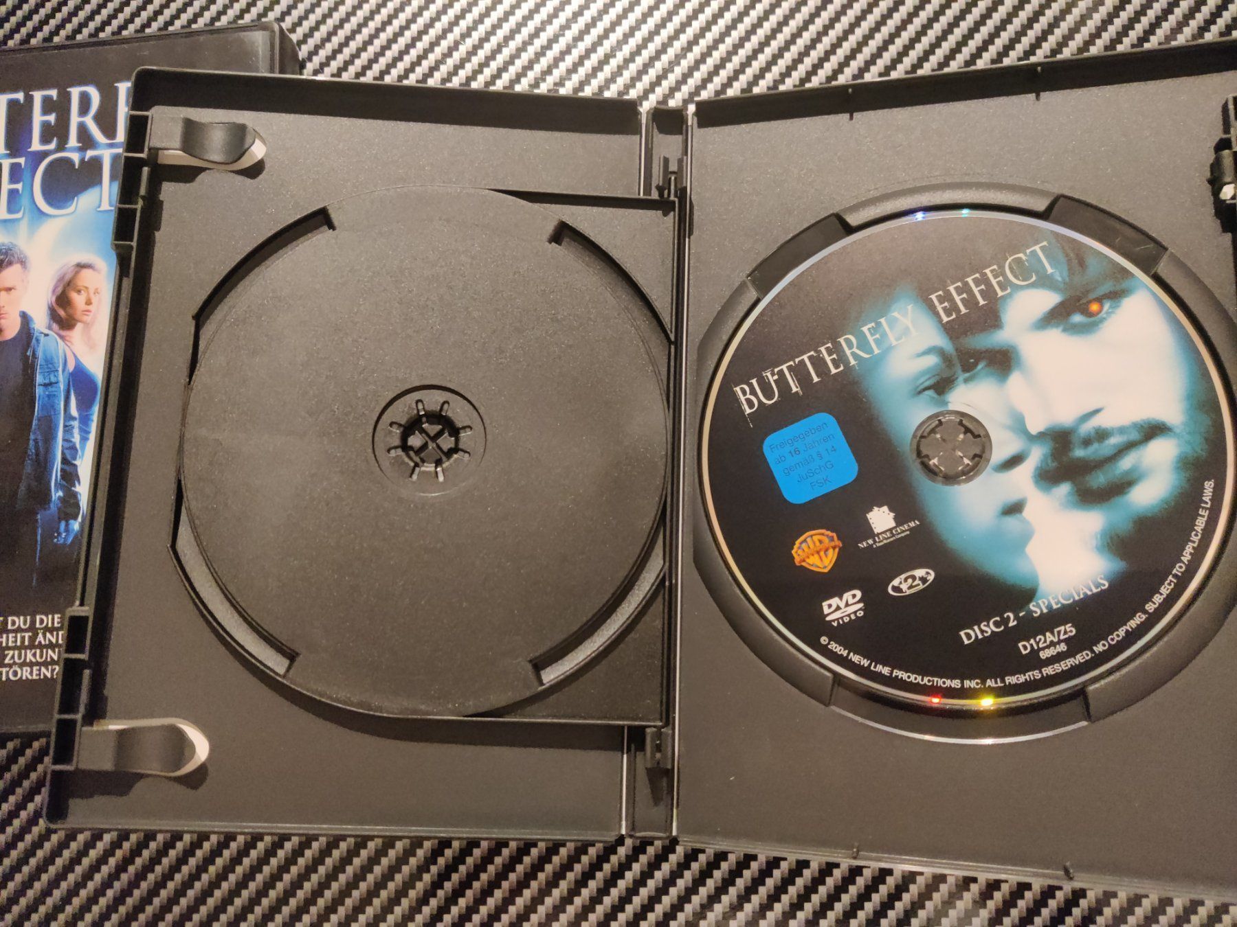 Tutti i DVDs: Butterfly Effect & Butterfly Effect 2 DVD Set – Usato da Ettingen venduto da flouleFM 3