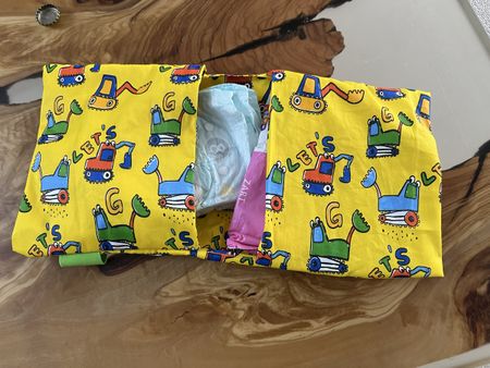 Wickeltasche für Unterwegs, gelb mit Bagger Motiv, Neu! (53)