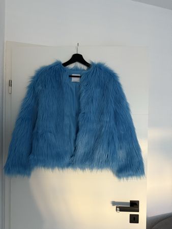 Kunstfell Jacke blau langarm ohne Verschluss neuwertig