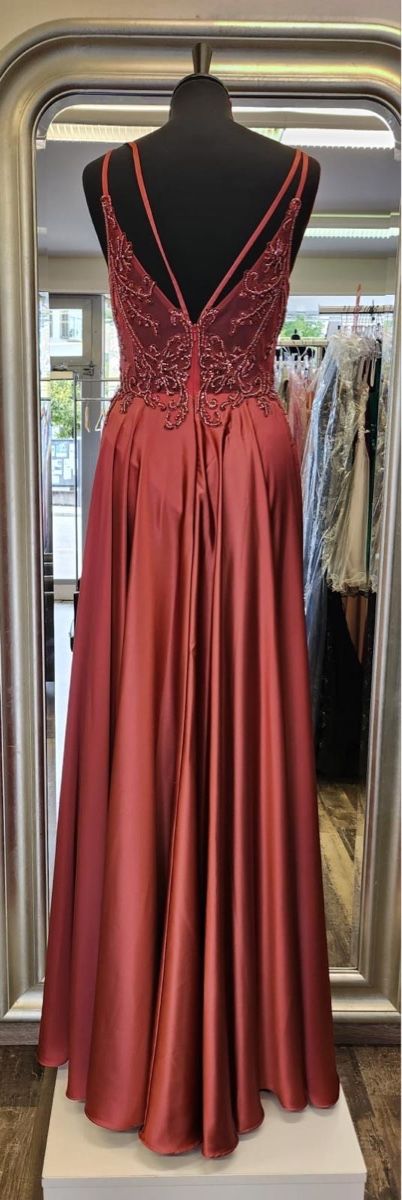 Vestiti: Abendkleid, Gr. 36, NEU Satin, Spitze, Rostrot – Nuovo (secondo la descrizione) da Schlatt ZH venduto da INVA00 1