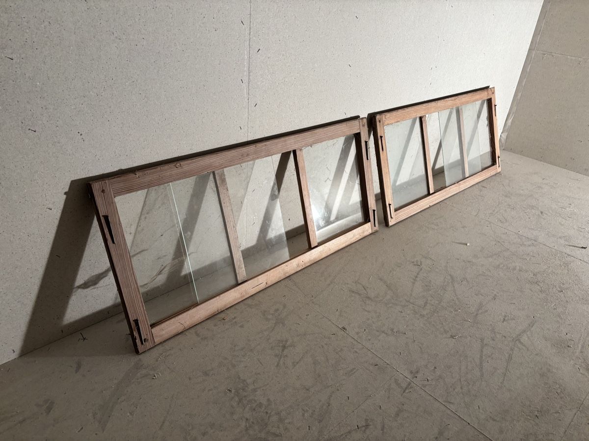 Finestre: Alte Fenster mit Holzrahmen – Usato da herisau venduto da A.B_Handels 1
