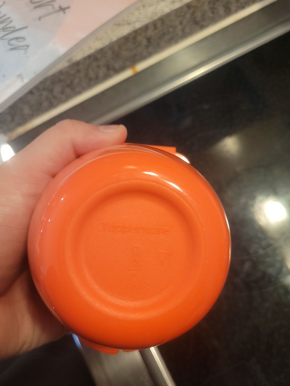 Tupperware Recipients et similaires: Apfel Behälter von Tupperware Neu! – Neuf avec emballage d'origine à Weingarten-Kalth par Angela0124 1