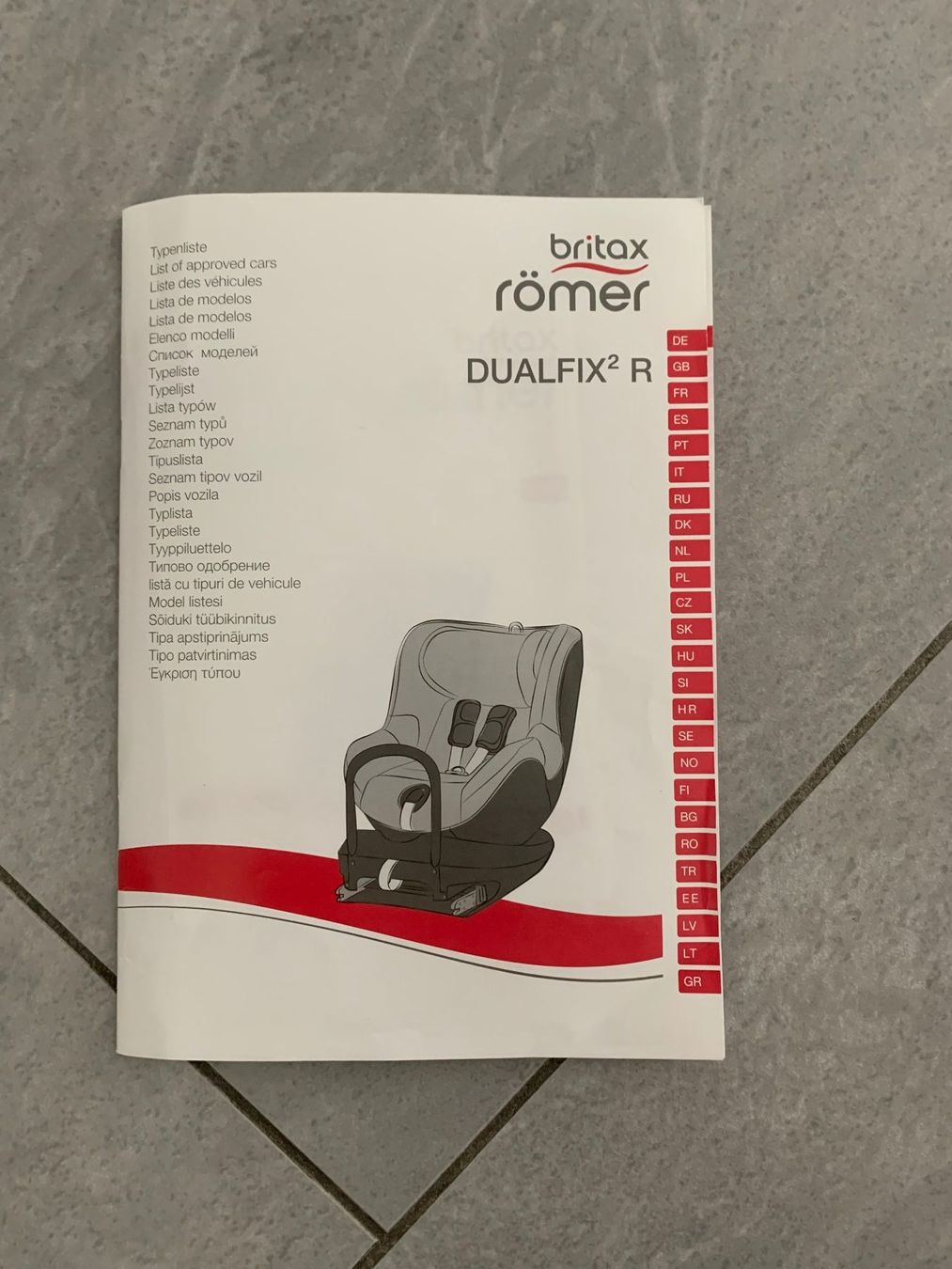 Britax Römer Auto-Kindersitze: Kinder-Autositz Britax Römer Dualfix2 R – Gebraucht aus Bülach von Loredana13 2