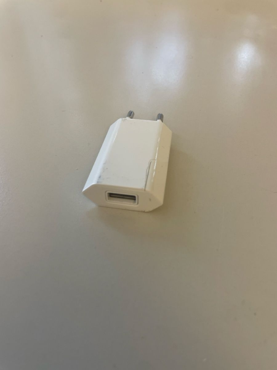 Ladegeräte: Chargeur USB – Gebraucht aus Uvrier von SzymonClivaz 3
