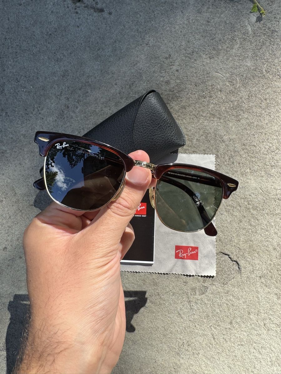 Ray-Ban Occhiali & Lenti: Original Ray-Ban RB3016 Clubmaster Black – Nuovo (secondo la descrizione) da Effretikon venduto da rus_2l2p 1