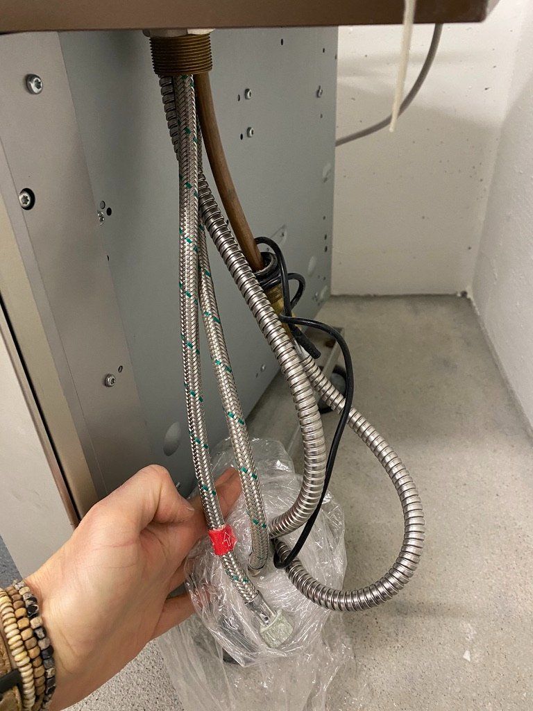 Lavabi & lavandini: Lavabo mit Mischbatterie Durchmesser 45 – Usato da Schinznach-Dorf venduto da Hpurzel 5