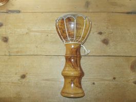 Schöne Trommel, Holz