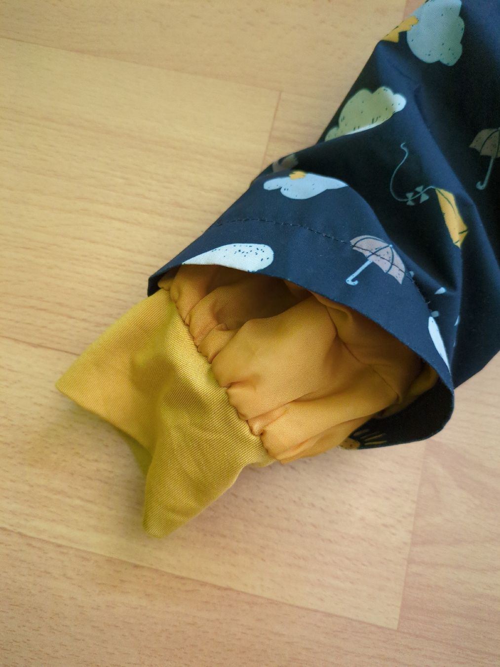 Jacken & Mäntel: Kinder Regenjacke Grösse 98/104 gebraucht – Gebraucht aus Adlikon b. Andelfingen von IlonaSp 3