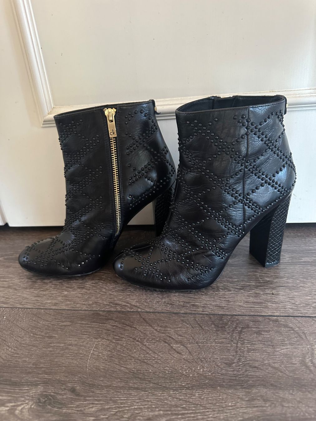 Calvin Klein Scarpe da donna: Les bottines Calvin Klein – Usato da Les Bioux venduto da ann_g9bh 6