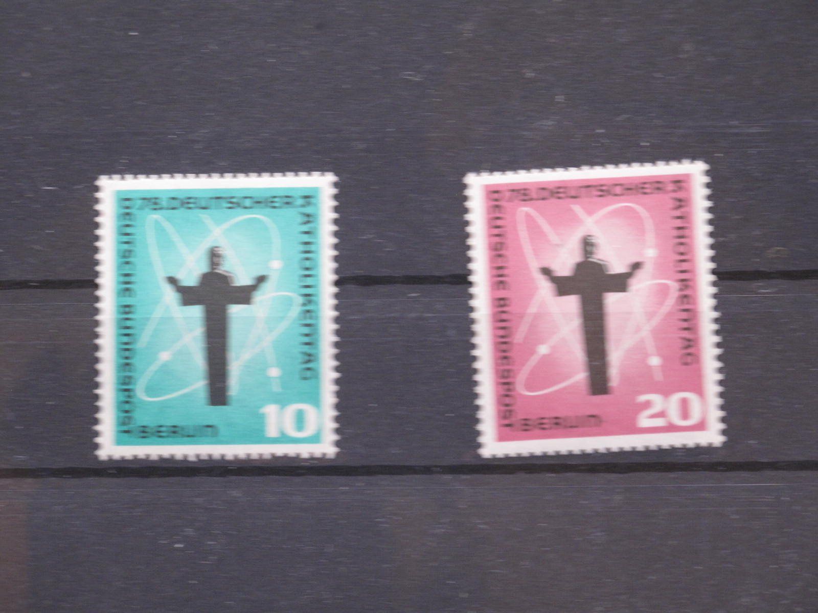 Tutti i francobolli: Berlin 1958 Katholikentag ** – Usato da Wil SG venduto da fva01