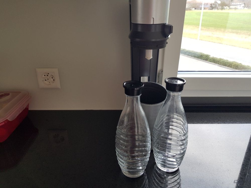 SodaStreamStore mit 2 Fläschen Kaufen auf Ricardo