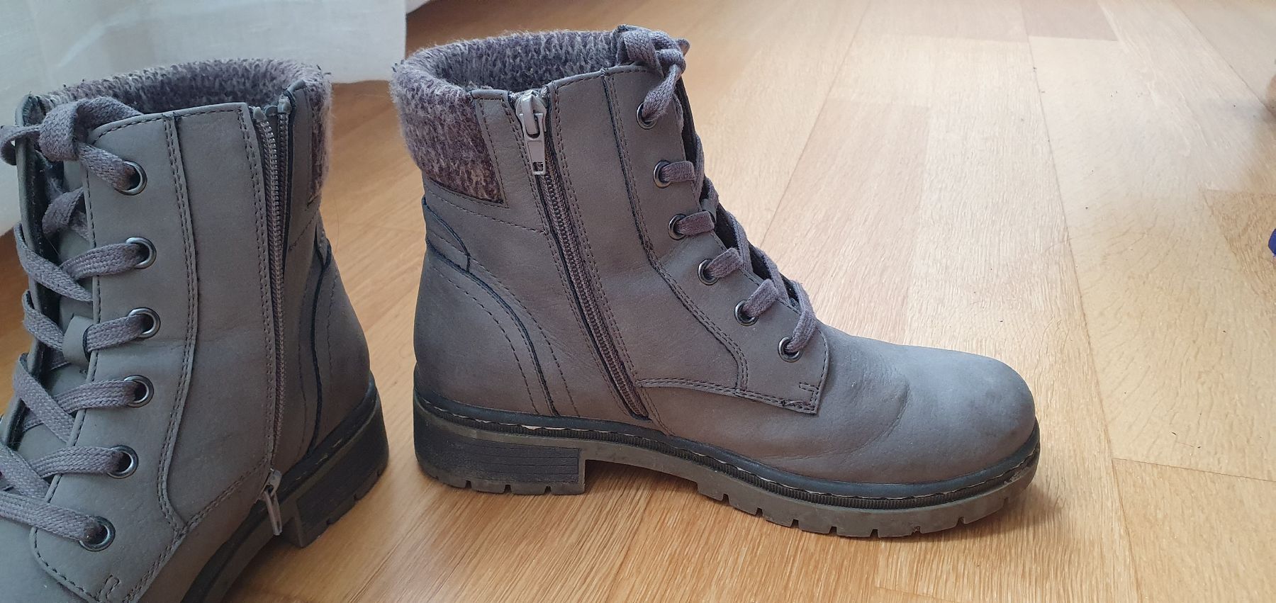 Scarpe da donna: Easy Street Grau Winterstiefel - Gr. 39 – Usato da Bern venduto da fede736 2