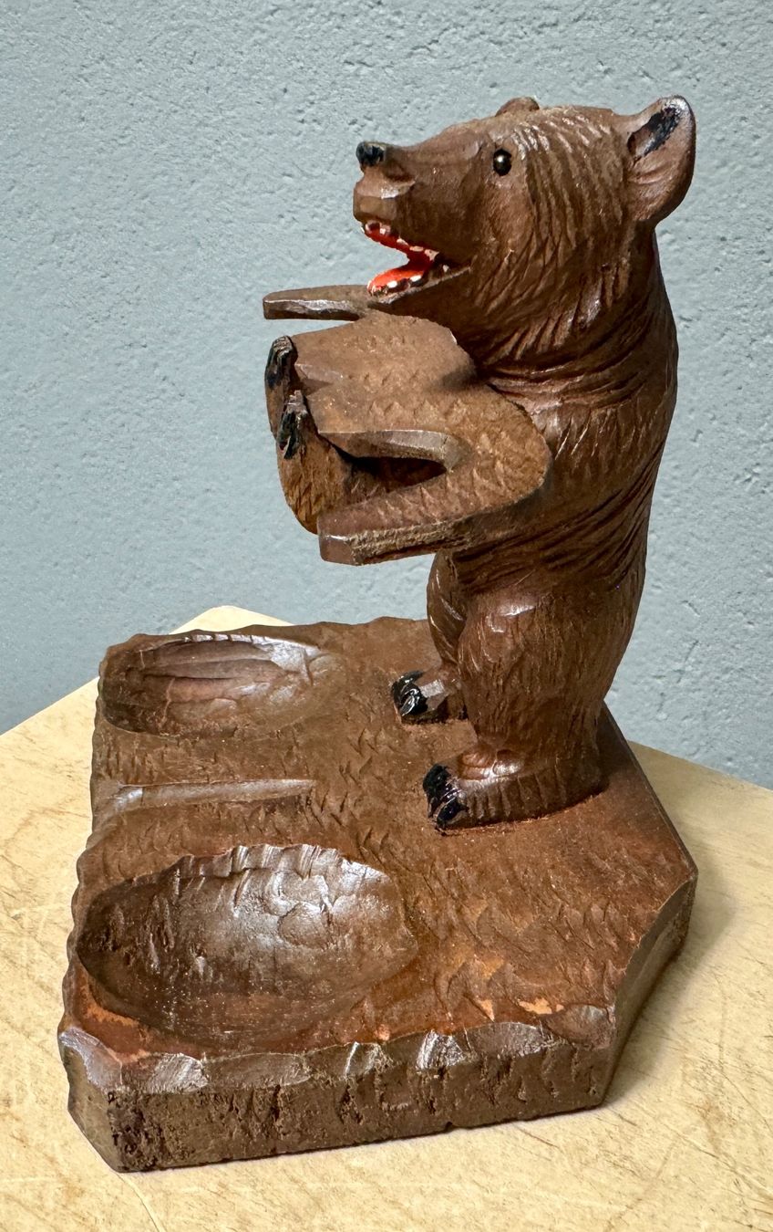 Figuren: Figur Brienzer Schnitzerei Holz BÄR Pfeifenhalter – Gebraucht aus Rothrist von Luckywinner 4