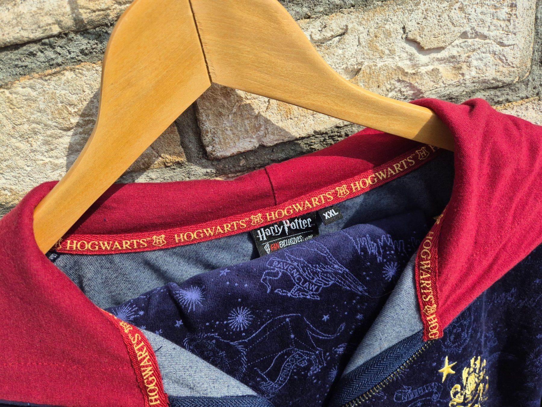 Lotti di vestiti: Harry Potter Jogginganzug "Hogwarts" Grösse XXL Oversize – Usato da Bassersdorf venduto da retrolab 4
