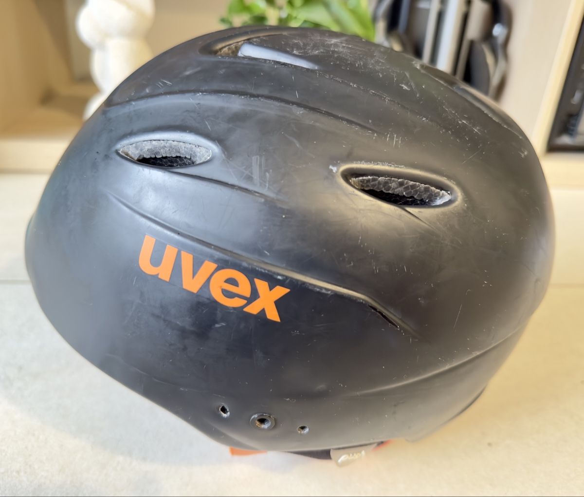 Uvex Caschi: Casque de ski enfant uvex – Usato da Gilly venduto da otiik