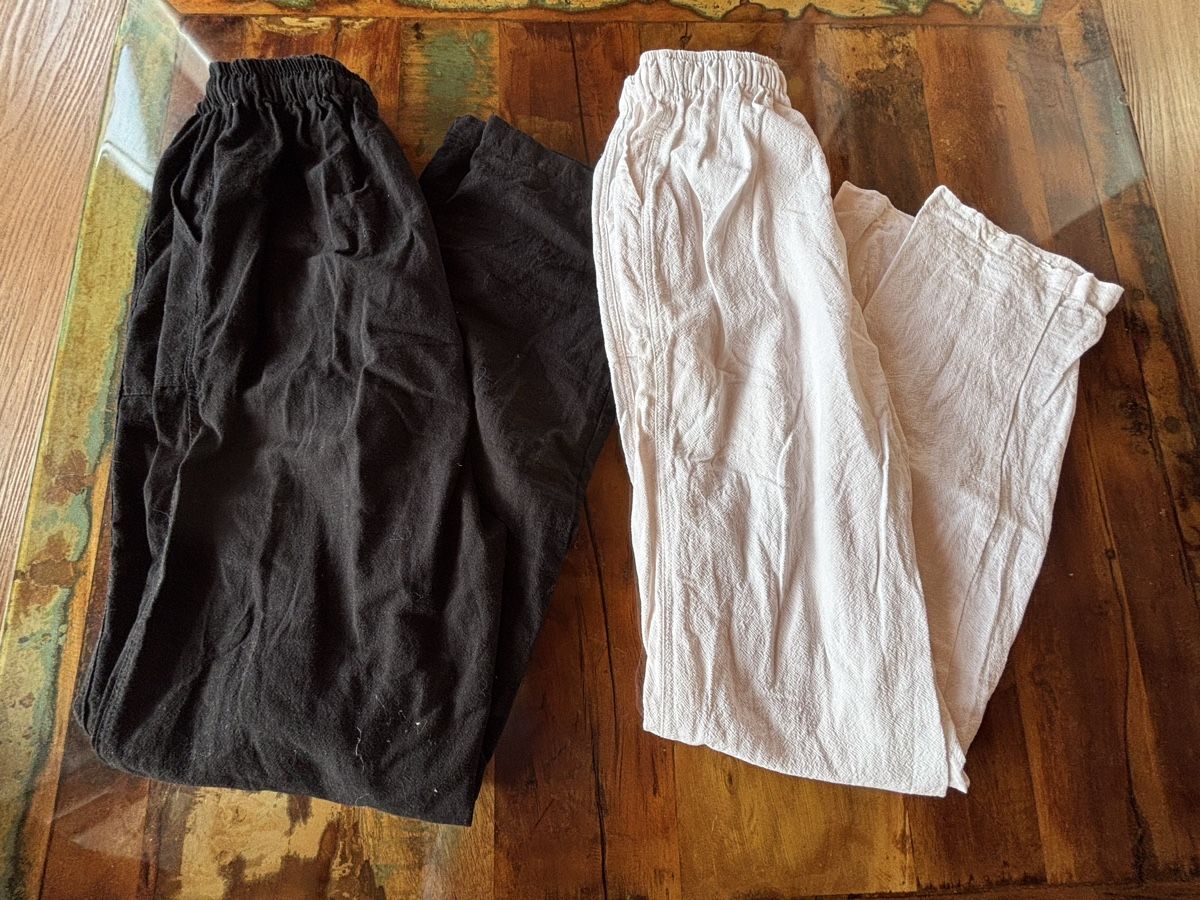 Pantaloni: Stoffhose | Gr.S |  2x | NEU – Nuovo (secondo la descrizione) da Jegenstorf venduto da vanisaem