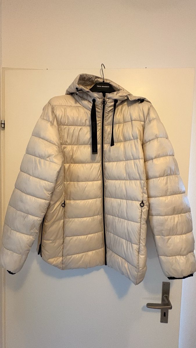 Esprit Jacken: Esprit Damenjacke hellbeige  – Gebraucht aus Wallisellen von trendy69