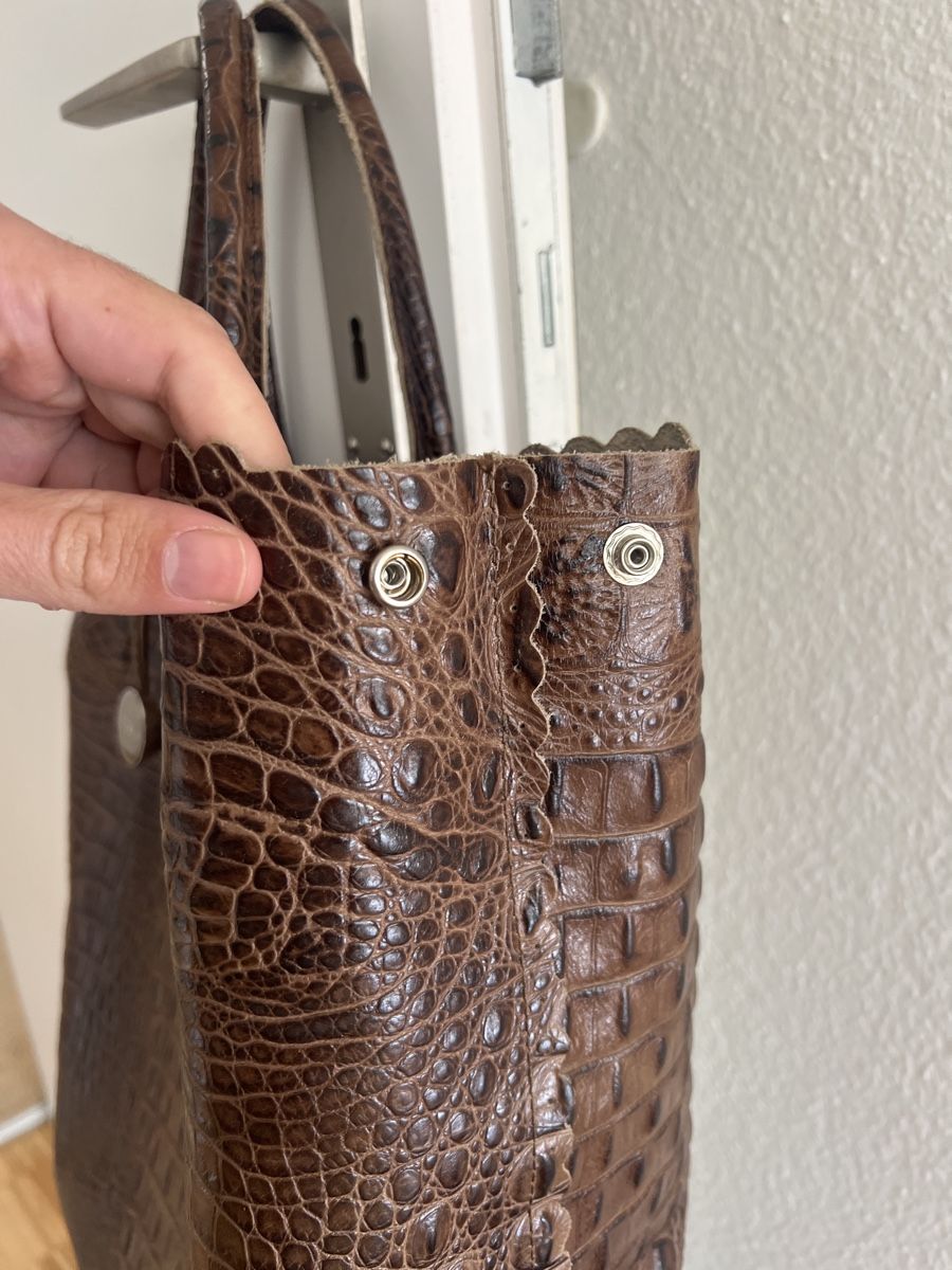 Furla Borse da donna: Furla Brown Croc Embossed Leather Tote – Usato da Zürich venduto da ralph__ 4