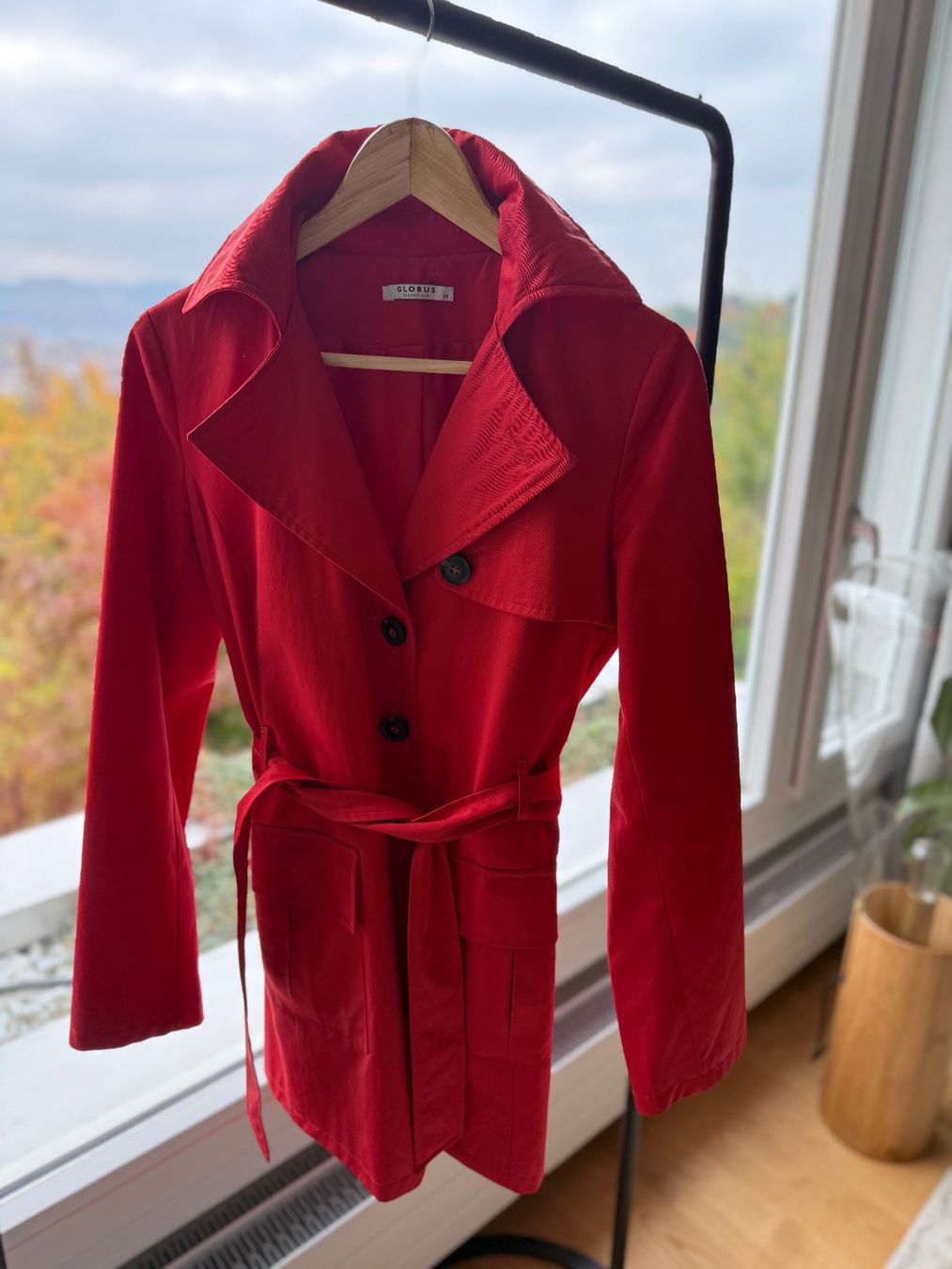 Globus Cappotti: Trenchcoat GLOBUS, rot – Usato da Gümligen venduto da hookedonsales