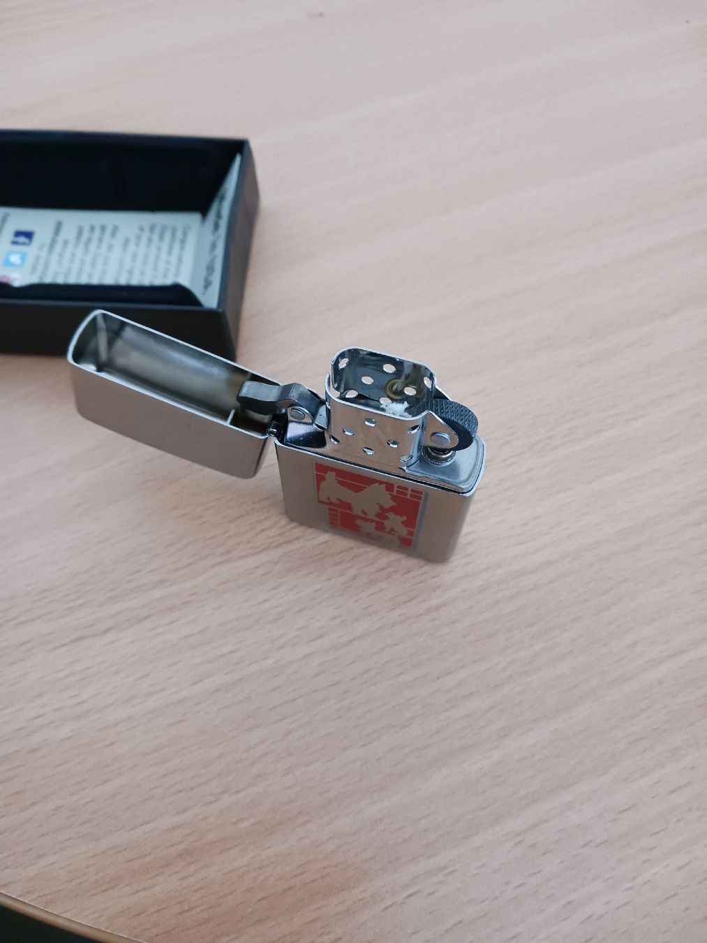 Zippo Feuerzeuge: Zippo  – Neu und originalverpackt aus Sion von aym_g5t9 1