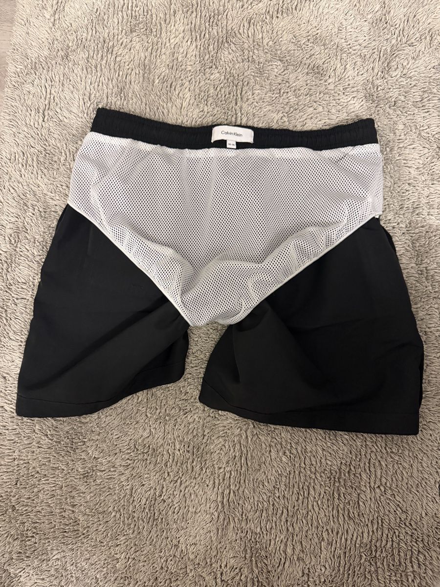Calvin Klein Pantaloni: Calvin Klein Badehose Gr. 14-16, Schwarz – Usato da Lauerz venduto da Kris1996 2
