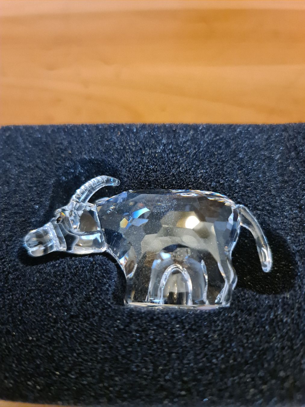 Swarovski Statuette: Swarovski Figur Sternzeichen Ochse Originalverpackt – Usato da henau venduto da Rockj 3