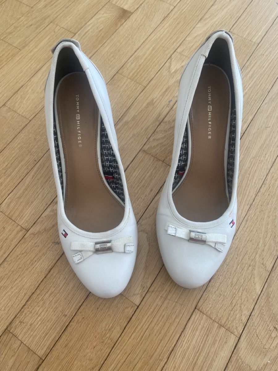 Tommy Hilfiger Scarpe da donna: Escarpins Tommy – Usato da Versoix venduto da wen_75xm