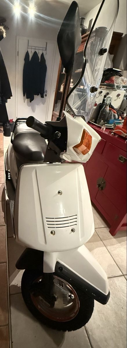 Yamaha Scooter: Scooter Yamaha 125 Béluga 4T – Usato da Vucherens venduto da Chexbres69 9