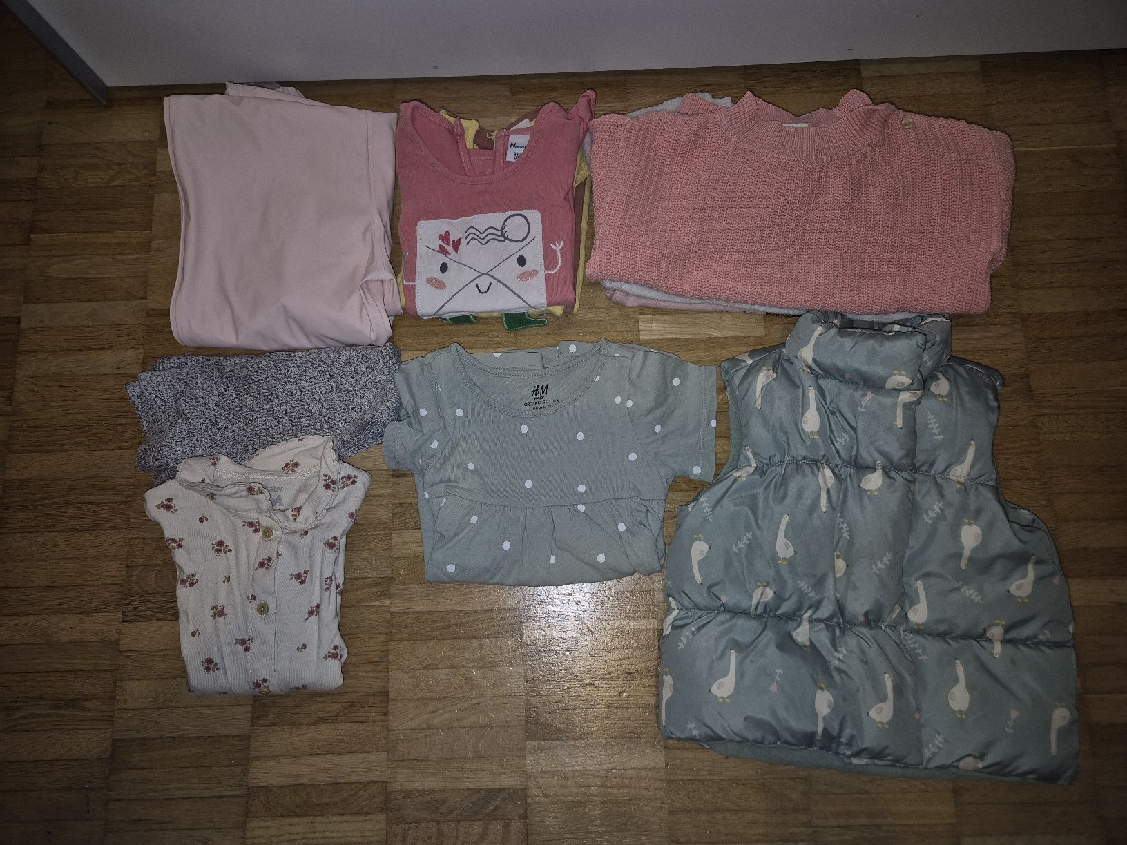 Lotti & Set di vestiti: Kleiderpaket Mädchen, Grösse 92 – Usato da Jona venduto da Davero_2709