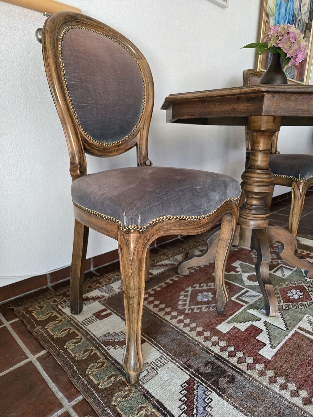 Set di tavolo e panche: Esstisch mit 2 Polsterstühlen im Louis-Philippe-Stil – Usato da Würenlos venduto da Lea.Maria.Hotz 5