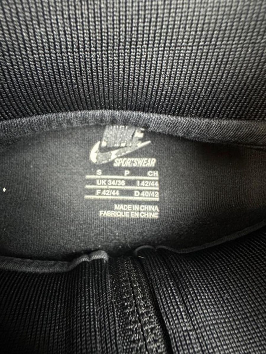Nike Giacche: Nike jacket – Usato da Erlinsbach SO venduto da TogaResell 4