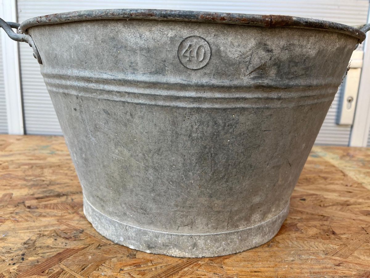 Sonstiges für Haushalt & Wohnen: Vasque en zinc antique 40 – Gebraucht aus Vauderens von Sah-C1995 1