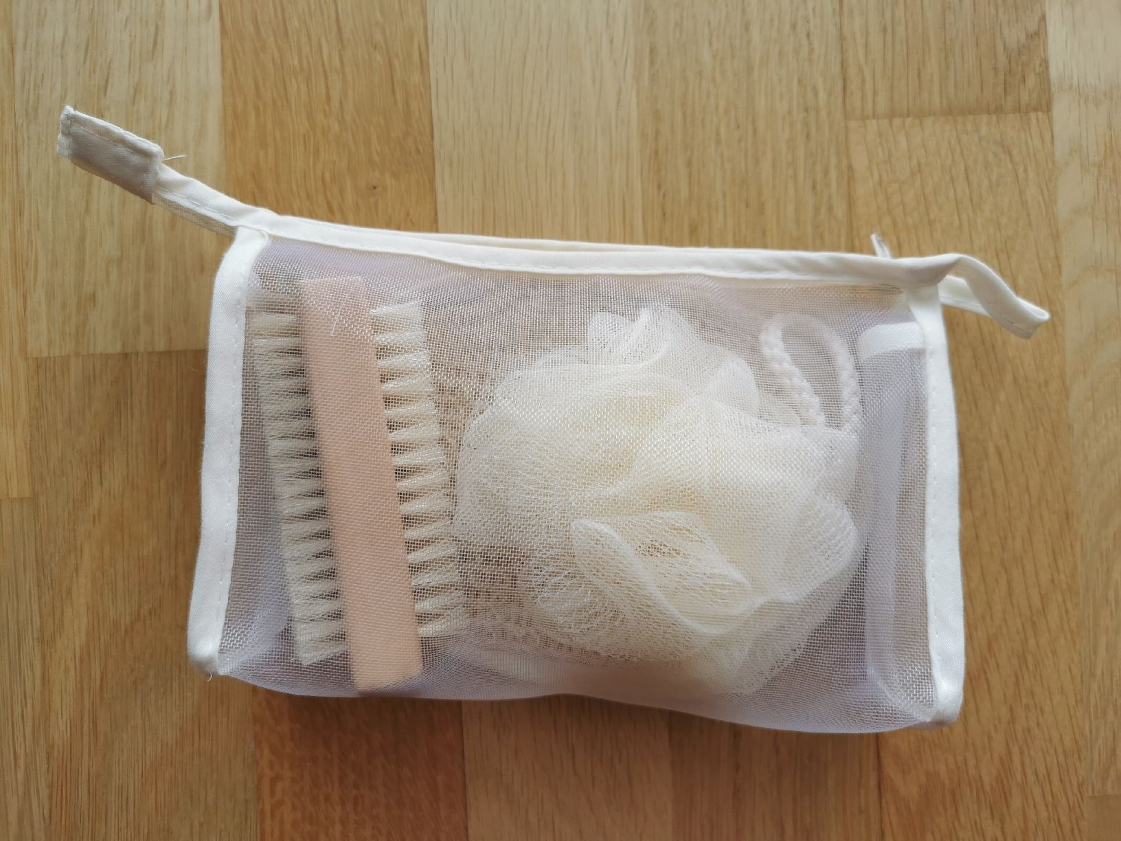 Custodie per cosmetici: Wellness Necessaire mit Schwämmen & Bürste – Nuovo e nell'imballaggio originale da Ostermundigen venduto da AlwaysHaveFun90 1