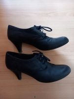 Escarpins noirs Buffalo London Taille 39