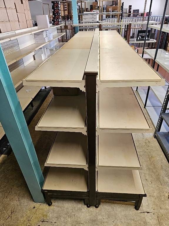 Scaffali: Diverse Regale / Regalwand Metall – Usato da Bern venduto da TroeS 1