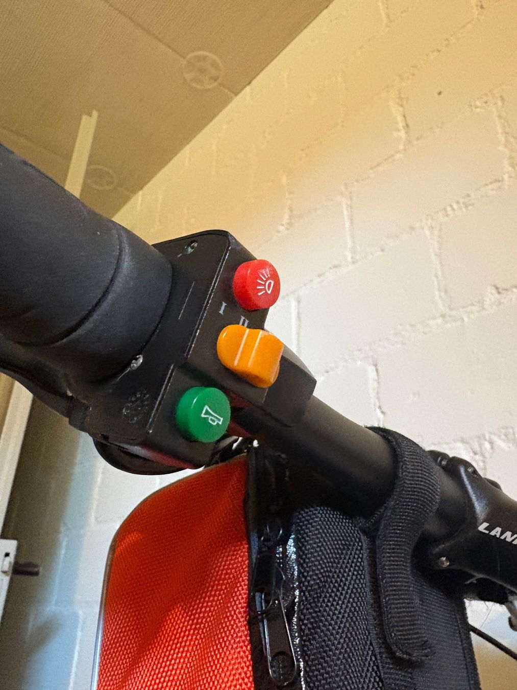 Velos: LANKELEISI E-Bike / Elektro-Klappvelo – Gebraucht aus Zumikon von jc9_w5z5 1