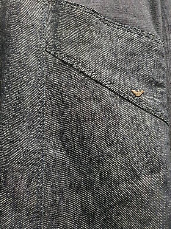 Armani Vestiti: Armani-Kleid – Usato da Klingnau venduto da Saarvoire 2
