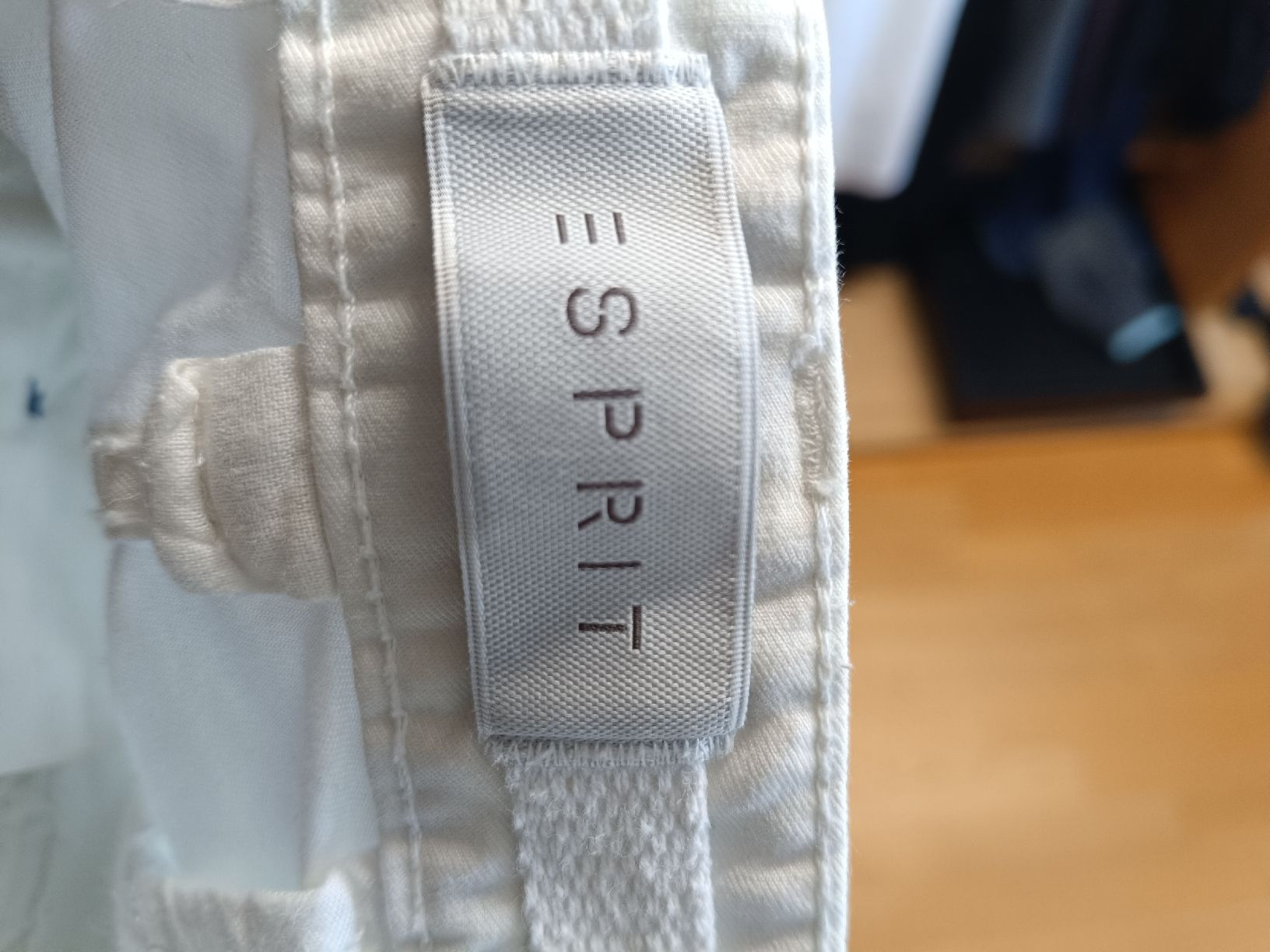 Esprit Pantaloni: Pantalon blanc Esprit – Usato da Biel/Bienne venduto da justophe 2