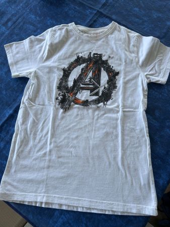 T-shirt blanc AVENGERS gr. 152 / 11 - 12 ans