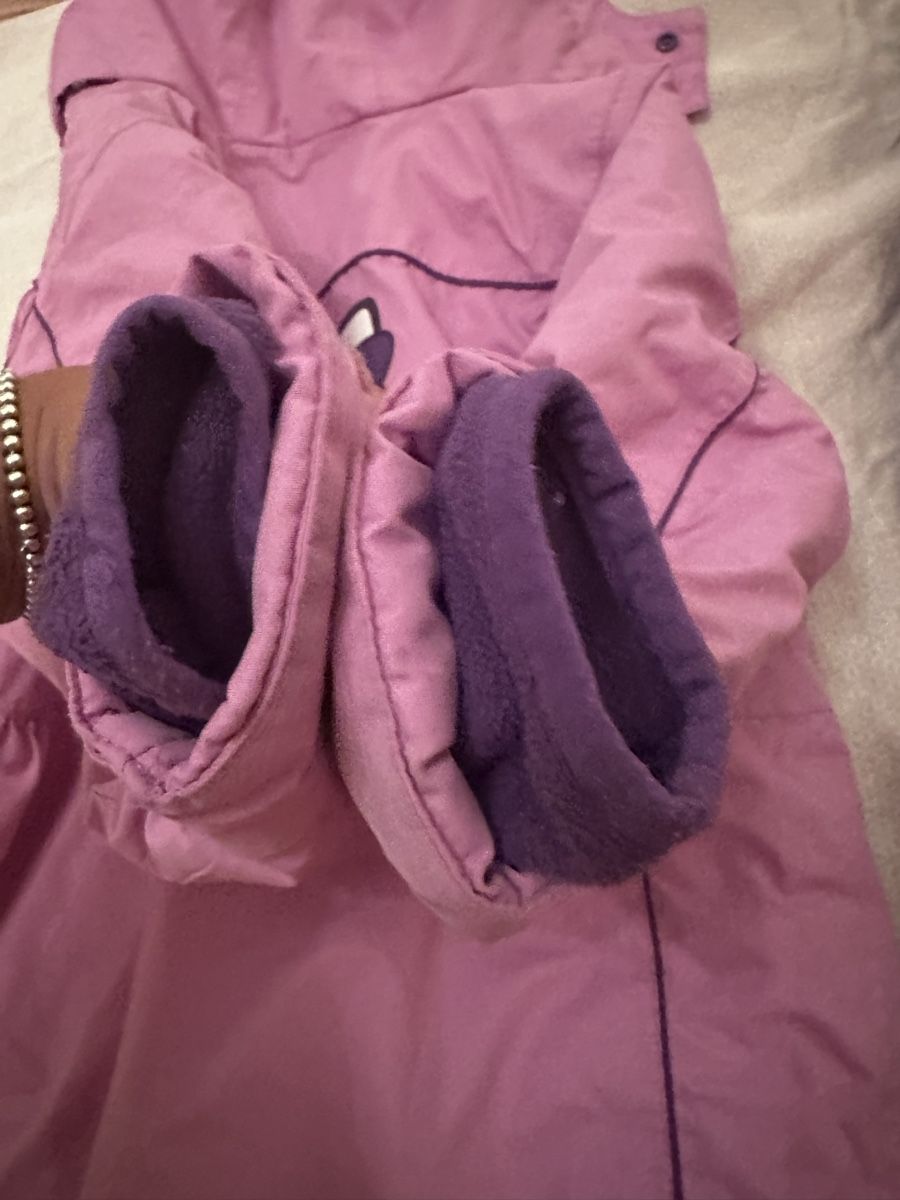 C&A Lotti & Set di vestiti: Hello Kitty Winter Set, Size 104. Cute for Skiing! – Usato da Zürich venduto da Bybyana 4