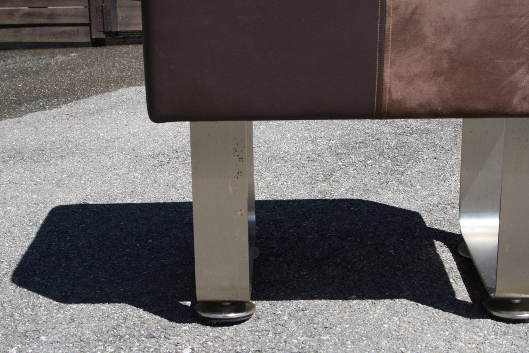 Sgabelli: HOCKER MASSIVER SCHWERER HOCKER – Usato da Wauwil venduto da Pneuedy 3