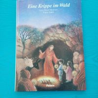 Eine Krippe im Wald - Weihnachten Kirche