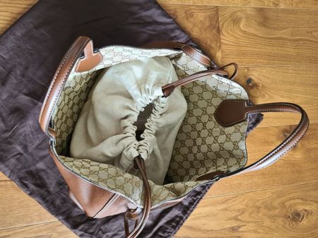 GUCCI Tasche - wendelbar - Leder & GG Stoff, Innen-Beutel