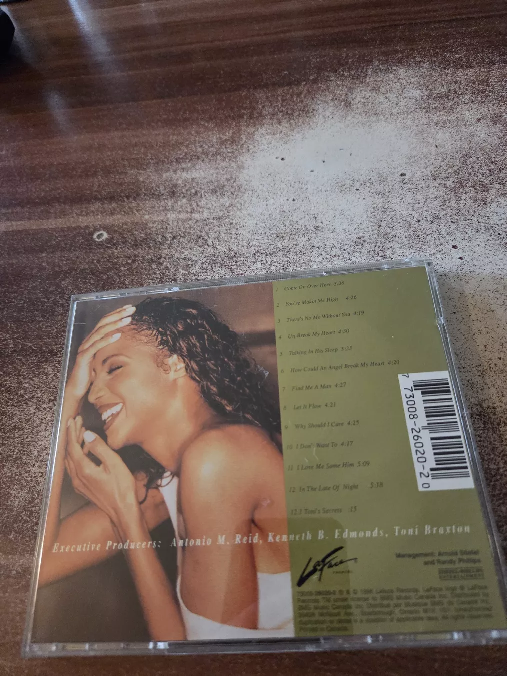 CD: Toni Braxton - Secrets – Usato da Wattenwil venduto da Mage66 1