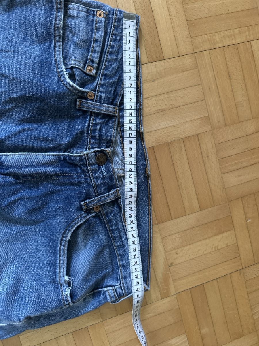 Levi's Jeans: Original Levi's Jeans 751, Grösse W34 L32 – Usato da Luzern venduto da s_m_6skd 2