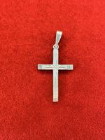 Klassischer Kreuz-Anhänger aus 925 Silber mit Stern-Gravur