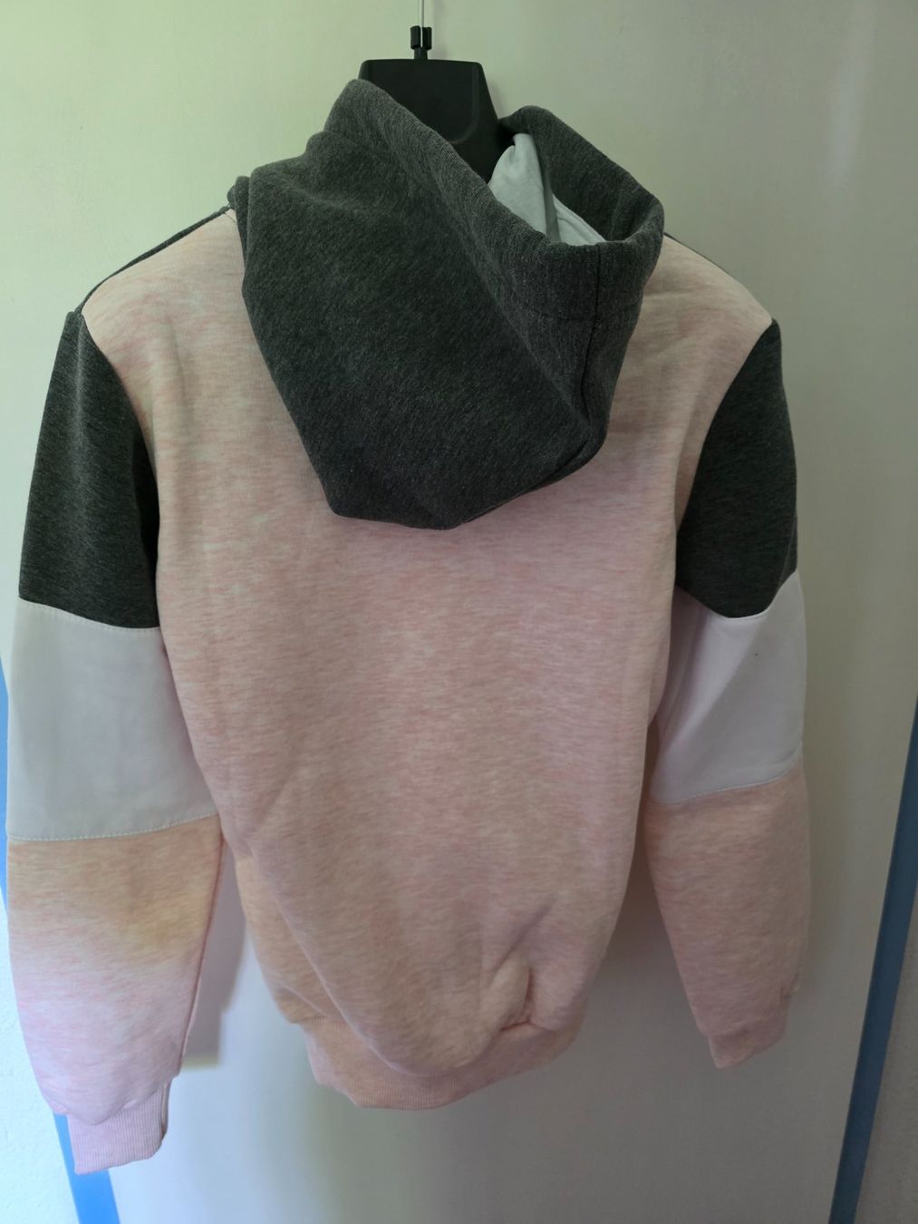 Adidas Pullover & Sweatshirts: Pullover – Gebraucht aus Mörigen von Sandra_z 1