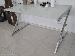 Schreibtisch Chrom Z-Gestell Glasplatte