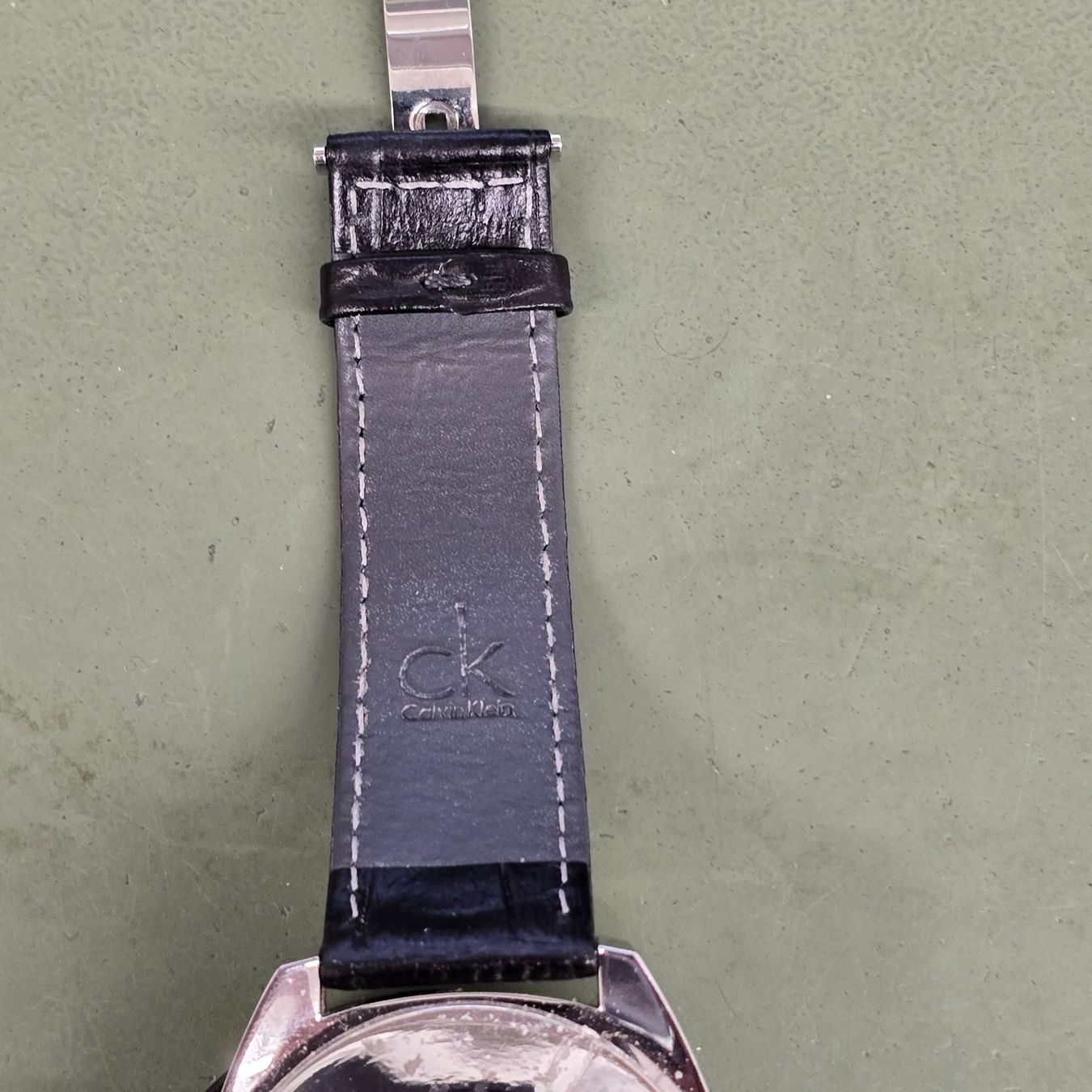 Calvin Klein Uhren: Montre CK K2F 211 – Gebraucht aus Tramelan von Nirdan 2