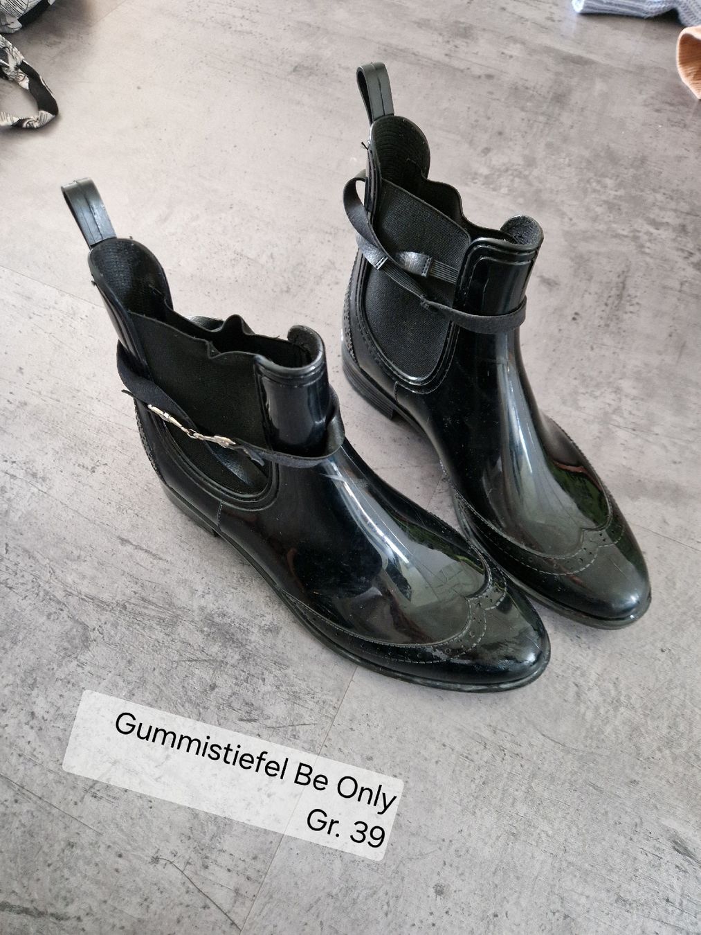 Damenschuhe: Gummistiefel, Schwarz, Gr. 39 – Gebraucht aus Sursee von celevanessa